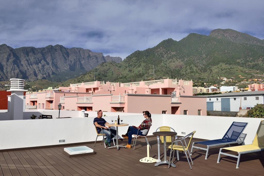Apartamentos Adjovimar Los Llanos De Aridane Exterior photo