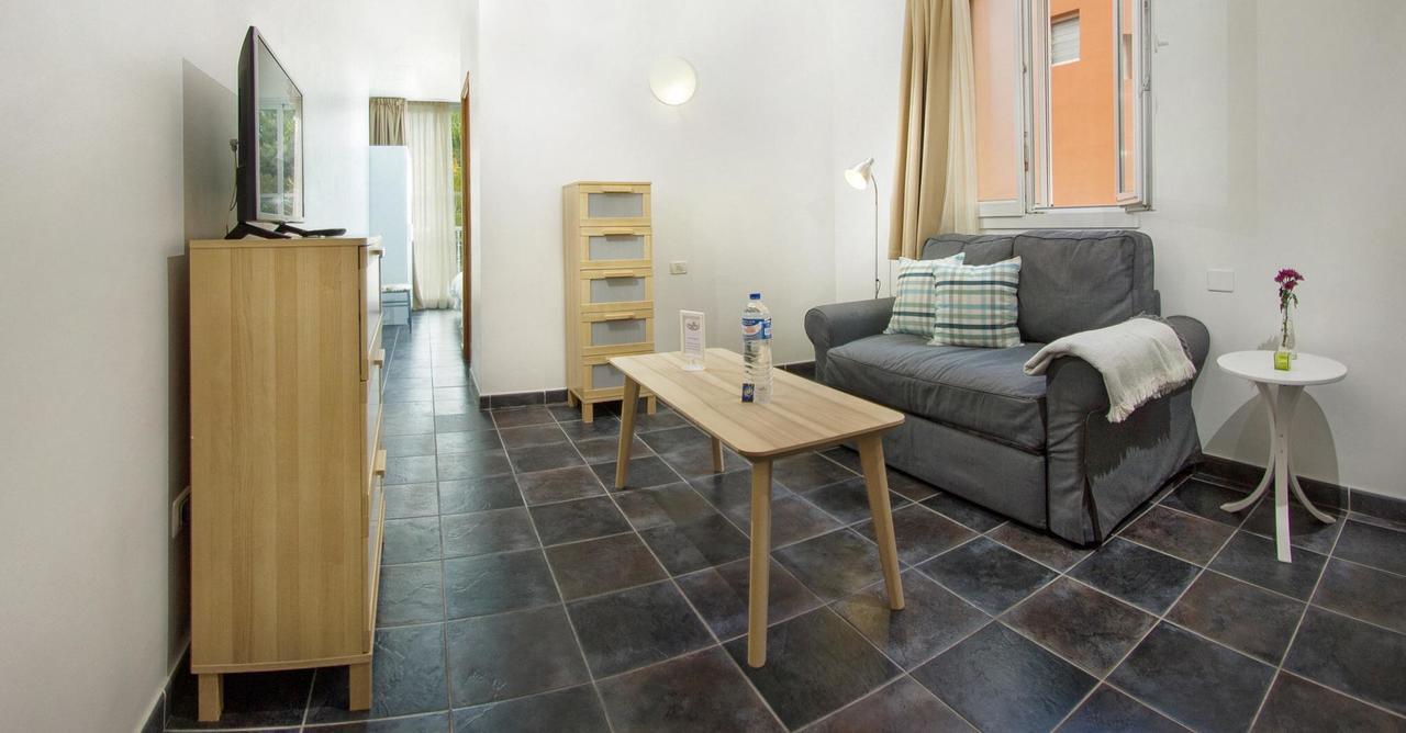 Apartamentos Adjovimar Los Llanos De Aridane Exterior photo