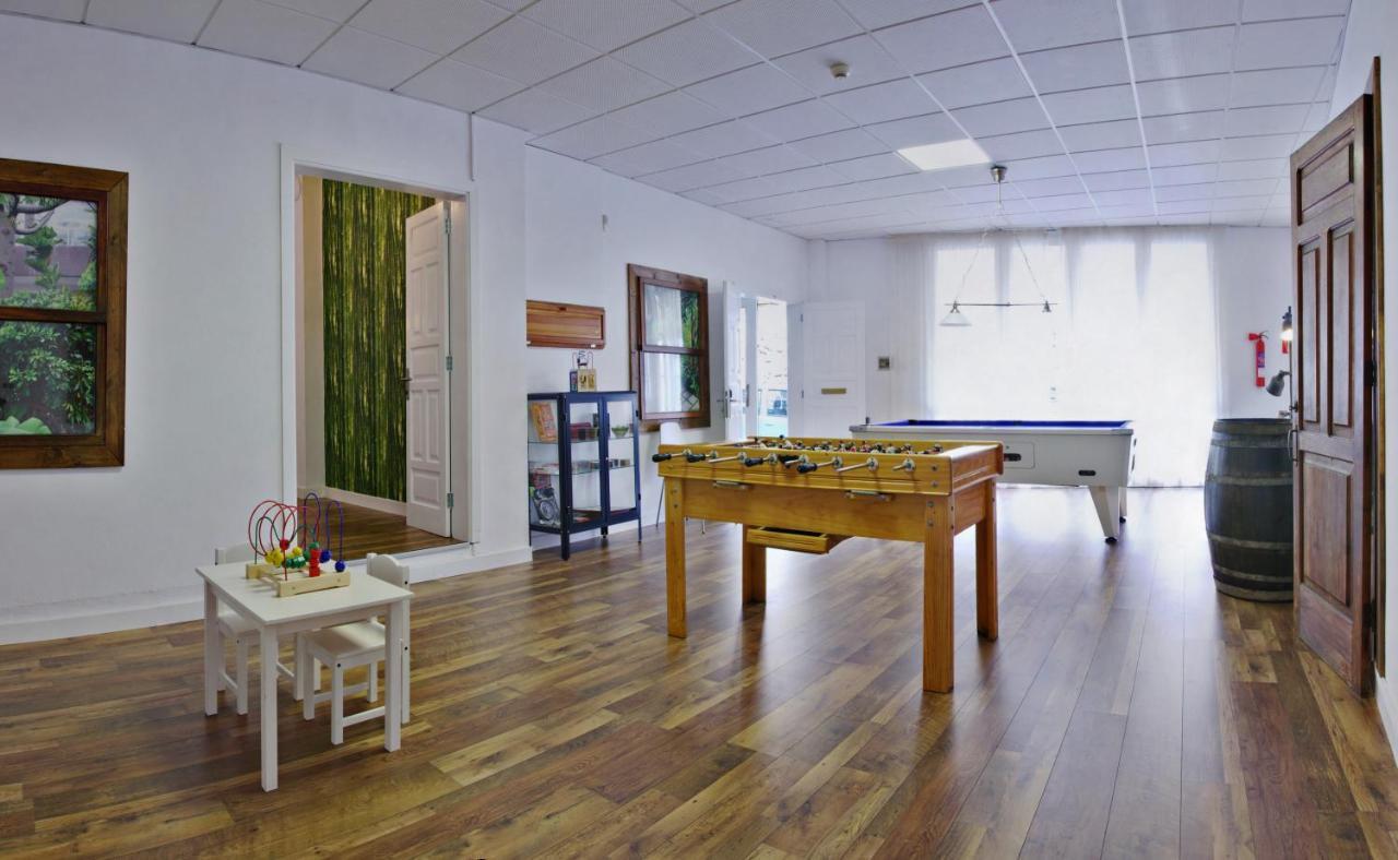 Apartamentos Adjovimar Los Llanos De Aridane Exterior photo